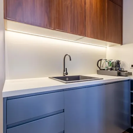 Numa 4* Tirana